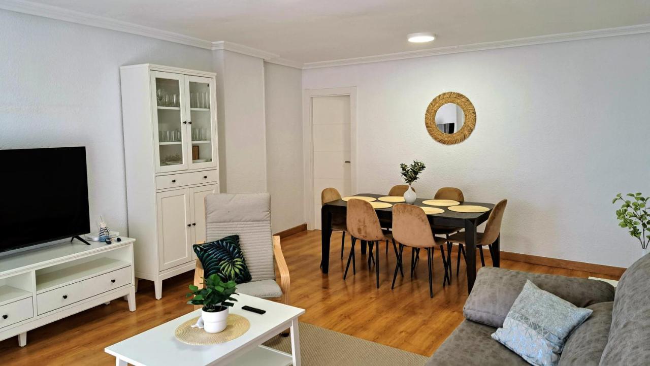 Garden Beach Apartment Torrevieja Exterior foto