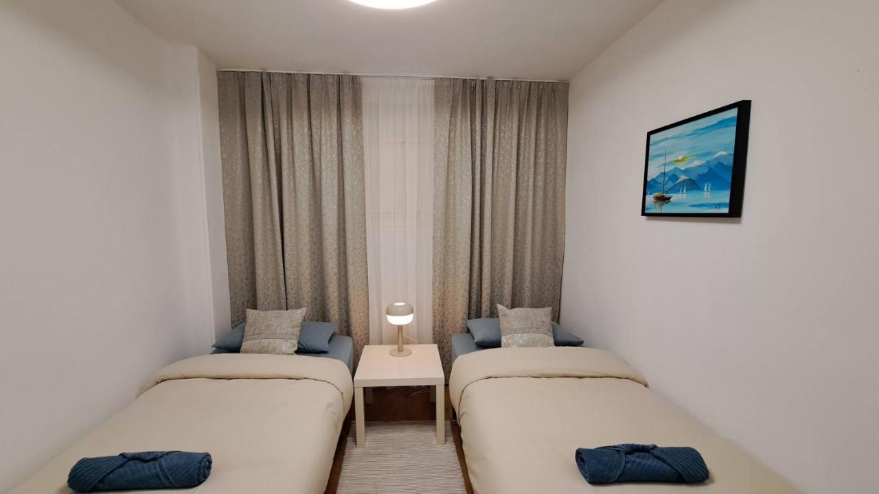 Garden Beach Apartment Torrevieja Exterior foto